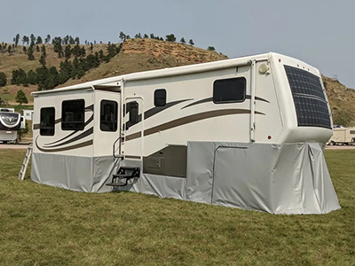 Faldones para vehículos recreativos